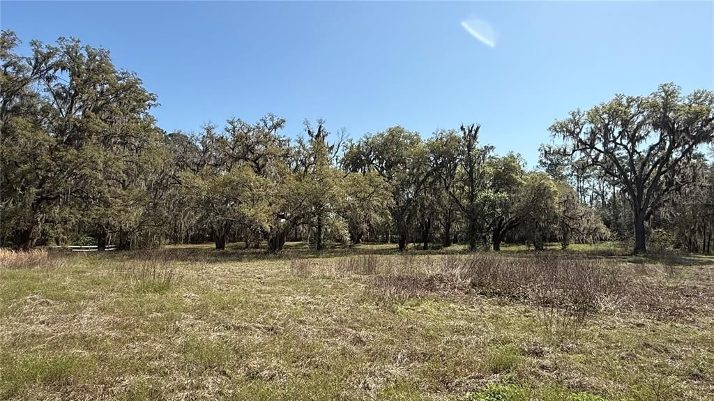 На продажу: $495,000 (2 спален, 1 ванн, 1978 Квадратных фут)