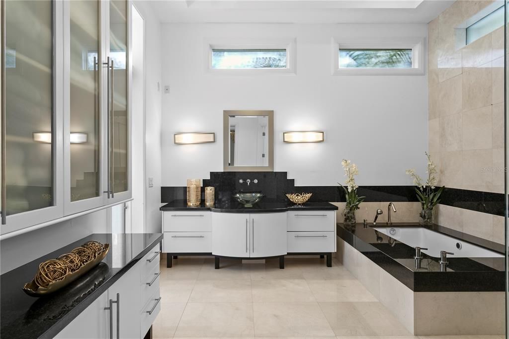 En Venta: $8,499,000 (7 camas, 7 baños, 9075 Pies cuadrados)