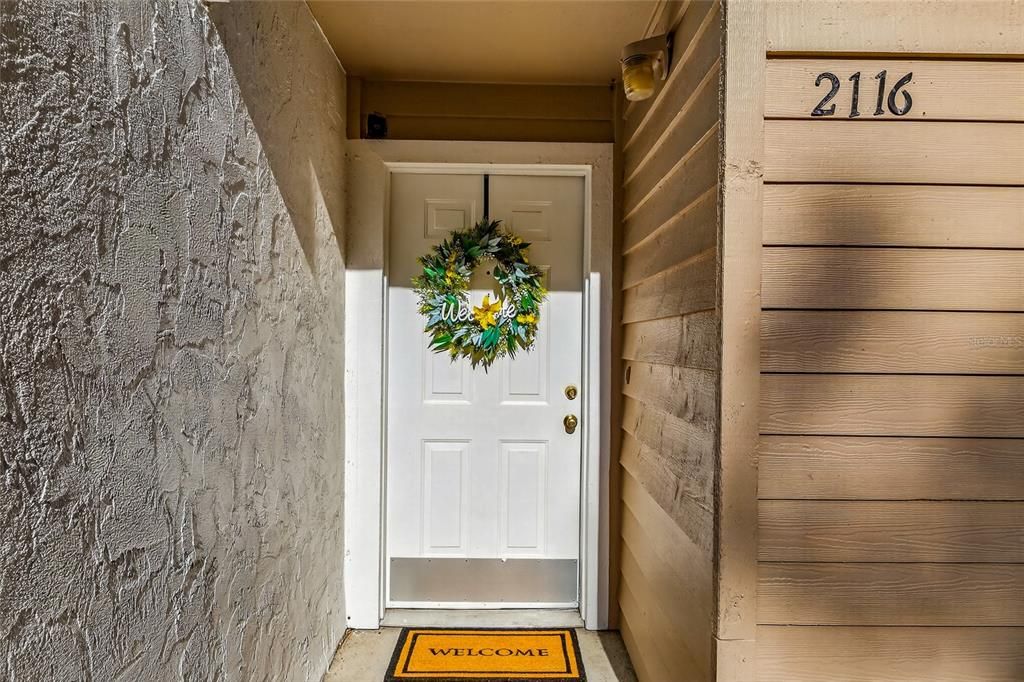 For Sale: $149,900 (2 beds, 1 baths, 1046 Square Feet)