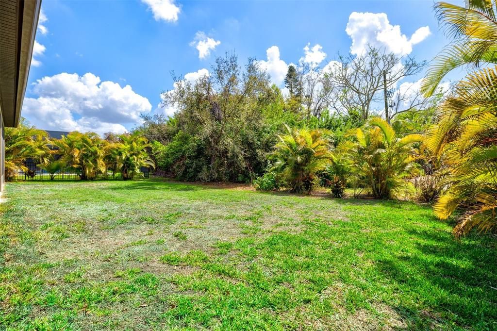 Active With Contract: $495,000 (3 beds, 3 baths, 2635 Square Feet)