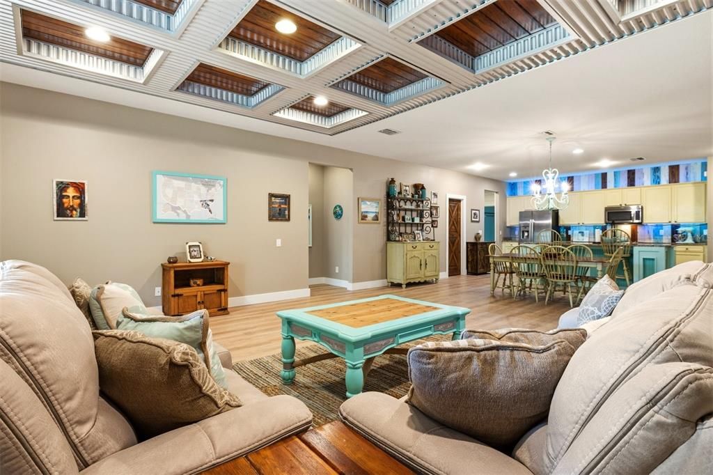 Active With Contract: $495,000 (3 beds, 3 baths, 2635 Square Feet)