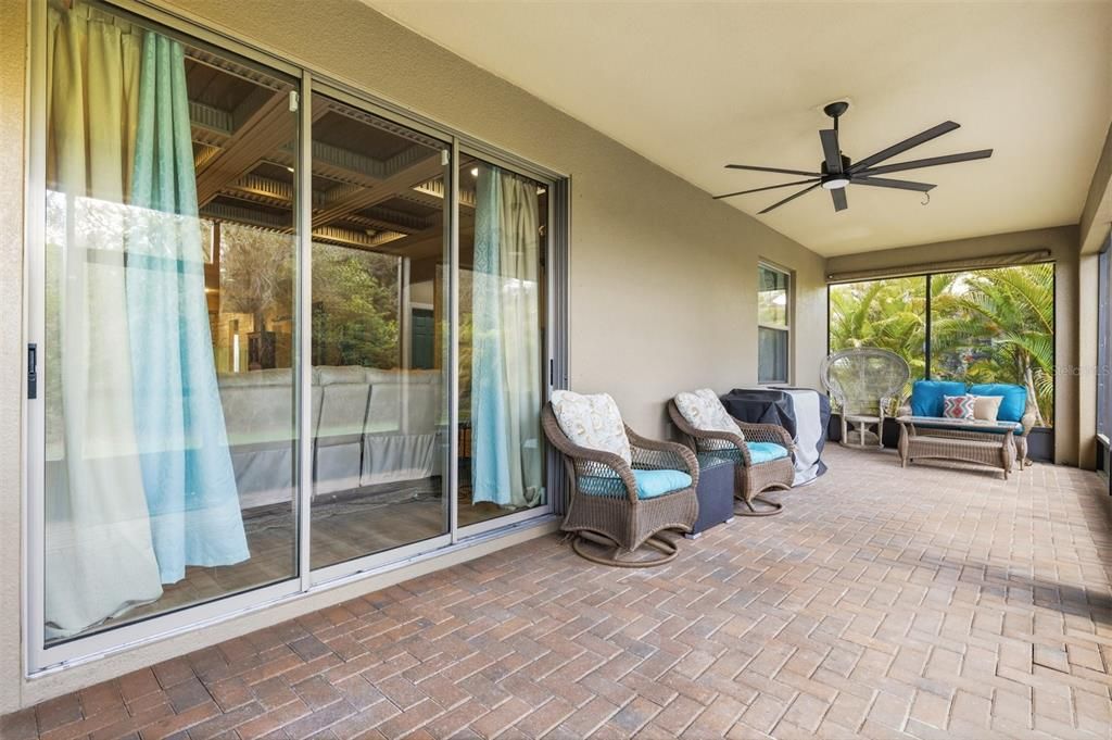 Active With Contract: $495,000 (3 beds, 3 baths, 2635 Square Feet)