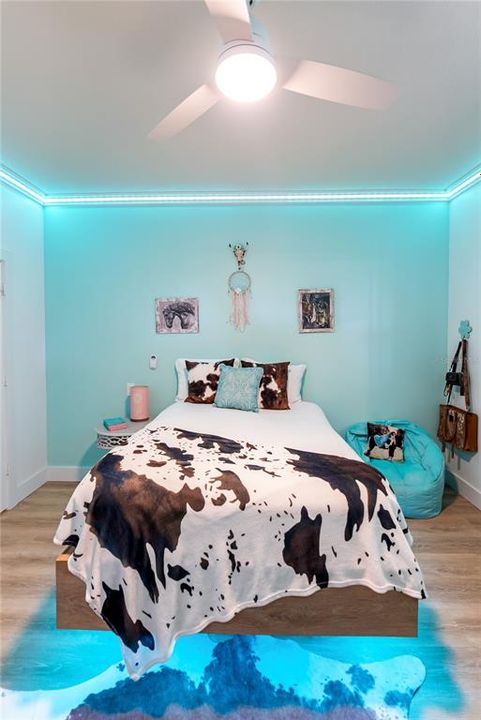 Active With Contract: $495,000 (3 beds, 3 baths, 2635 Square Feet)