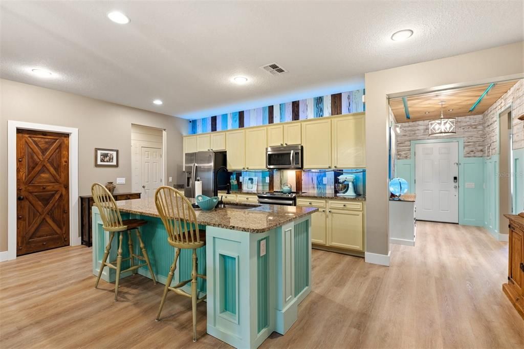 Active With Contract: $495,000 (3 beds, 3 baths, 2635 Square Feet)