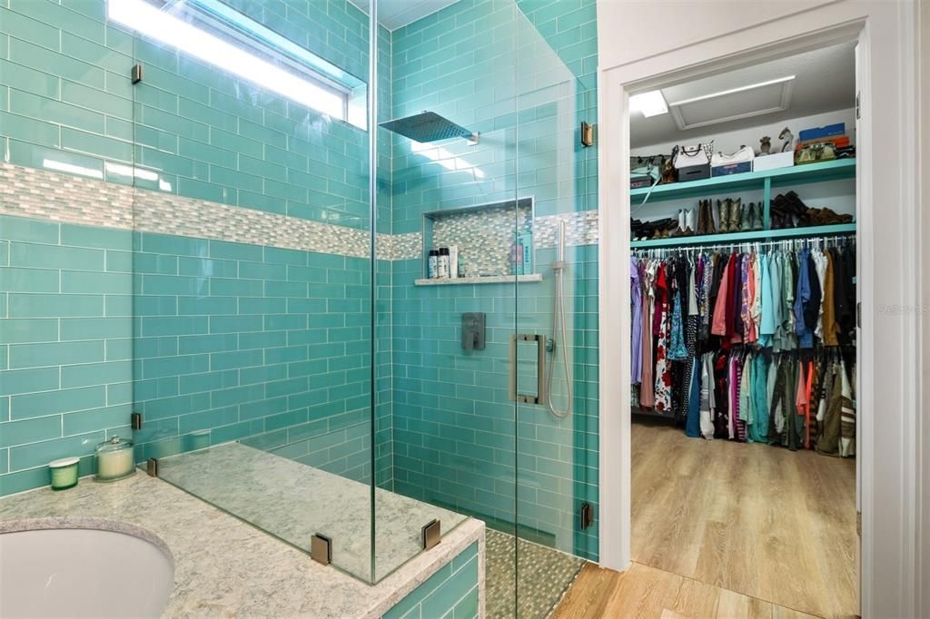 Active With Contract: $495,000 (3 beds, 3 baths, 2635 Square Feet)