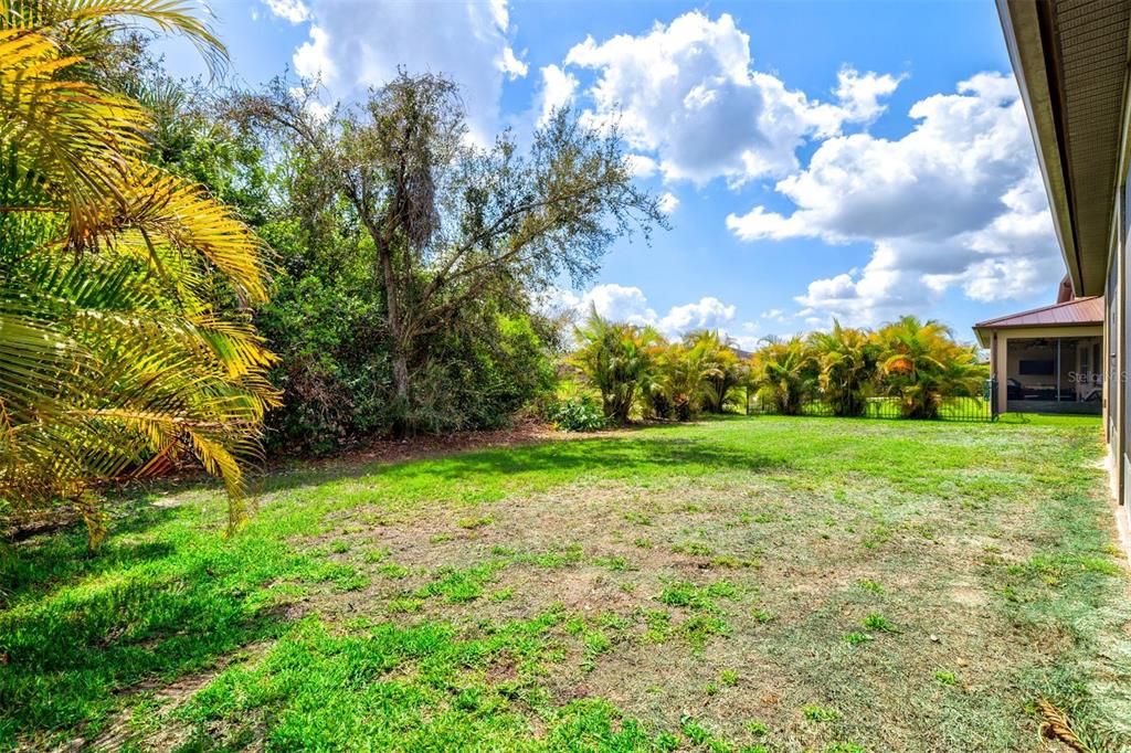 Active With Contract: $495,000 (3 beds, 3 baths, 2635 Square Feet)
