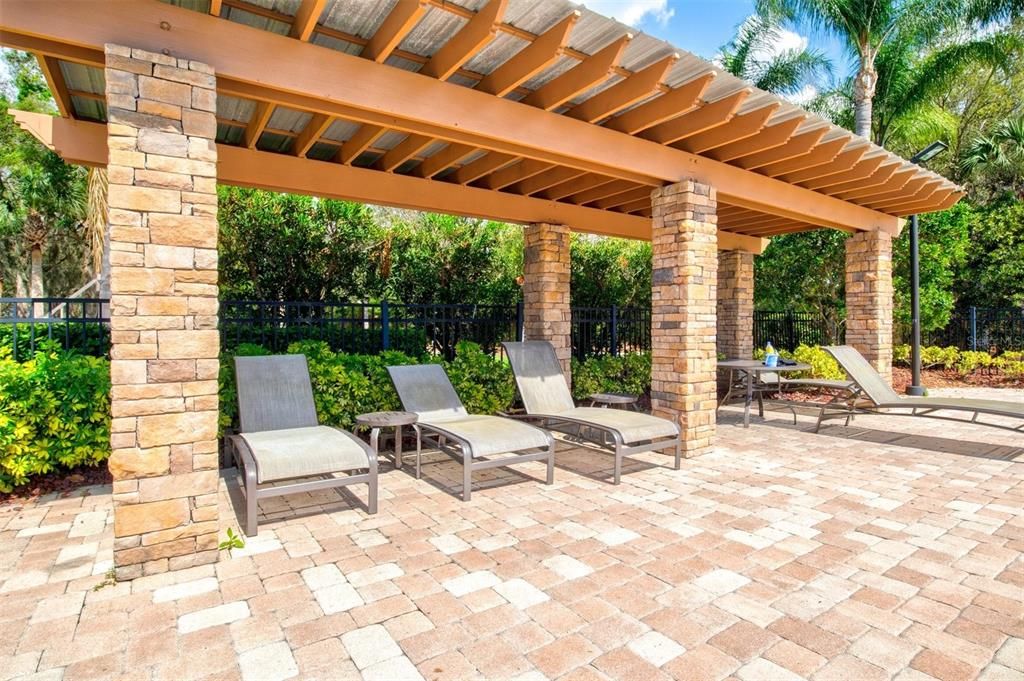 Active With Contract: $495,000 (3 beds, 3 baths, 2635 Square Feet)