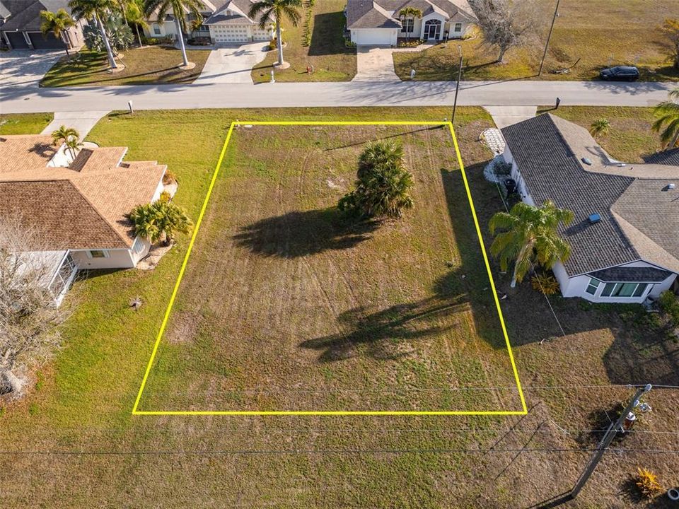 待售: $65,000 (0.22 acres)