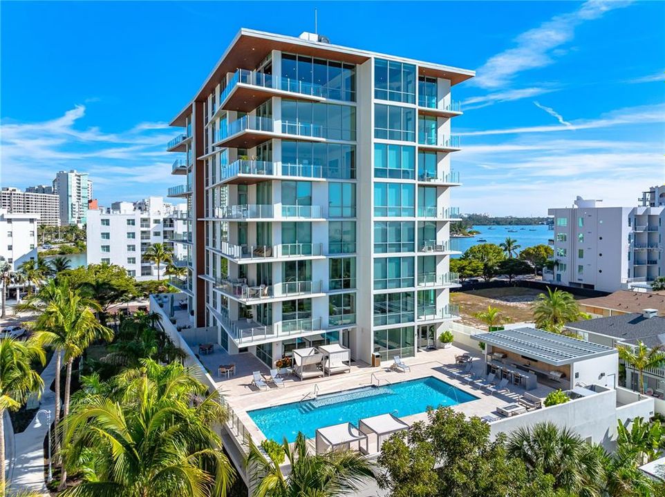 На продажу: $6,950,000 (4 спален, 4 ванн, 3460 Квадратных фут)
