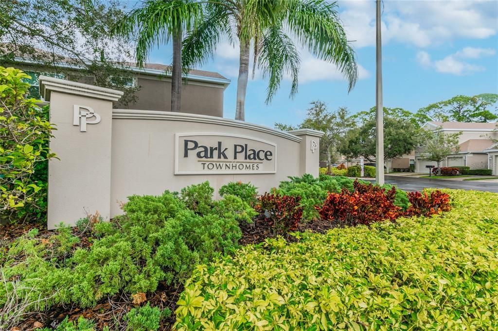Active With Contract: $2,400 (2 beds, 2 baths, 1269 Square Feet)