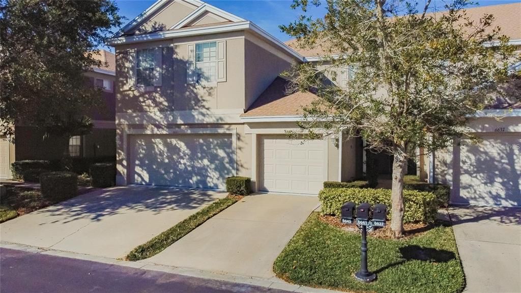 Active With Contract: $2,400 (2 beds, 2 baths, 1269 Square Feet)