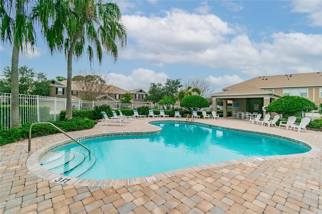Active With Contract: $2,400 (2 beds, 2 baths, 1269 Square Feet)