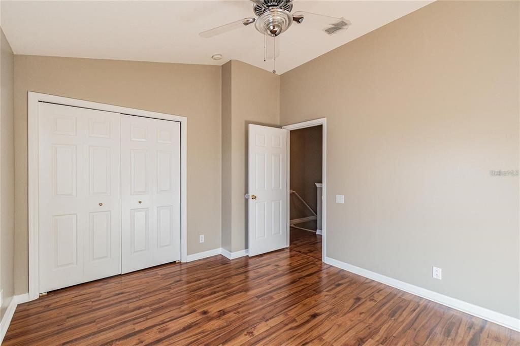 Active With Contract: $2,400 (2 beds, 2 baths, 1269 Square Feet)