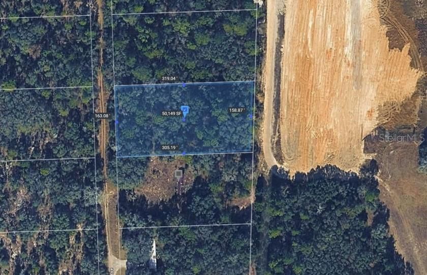 На продажу: $50,000 (1.37 acres)