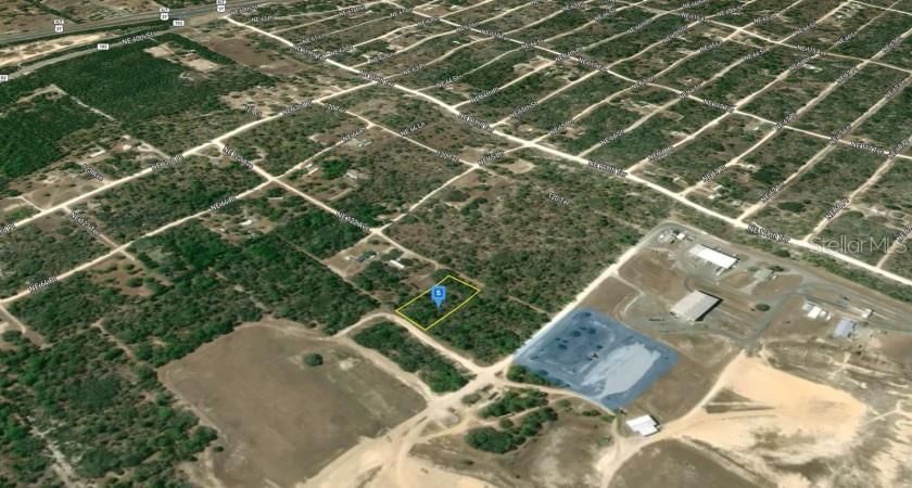 На продажу: $50,000 (1.37 acres)