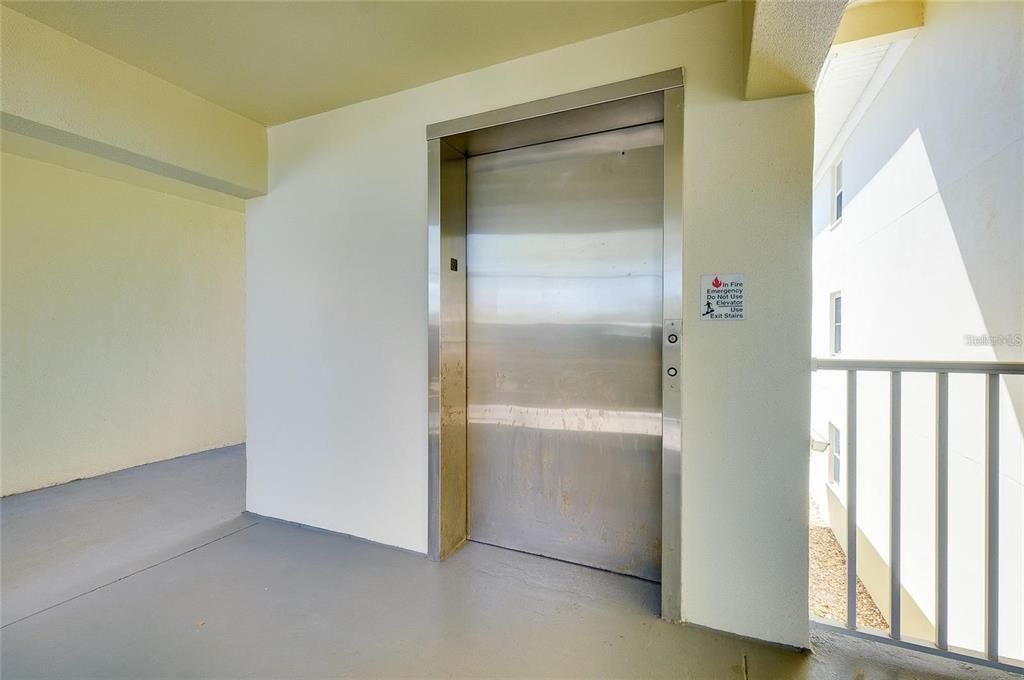 В аренду: $2,000 (2 спален, 2 ванн, 1002 Квадратных фут)