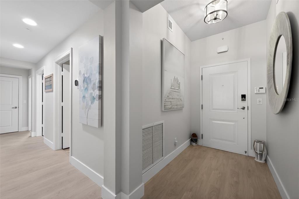 En Venta: $829,000 (2 camas, 2 baños, 1590 Pies cuadrados)