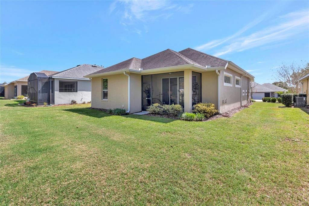 Activo con contrato: $319,800 (3 camas, 2 baños, 1436 Pies cuadrados)