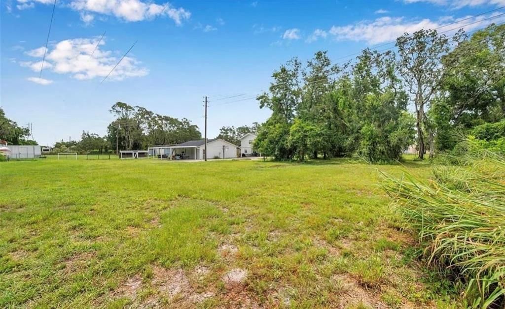 For Sale: $849,995 (1.24 acres)