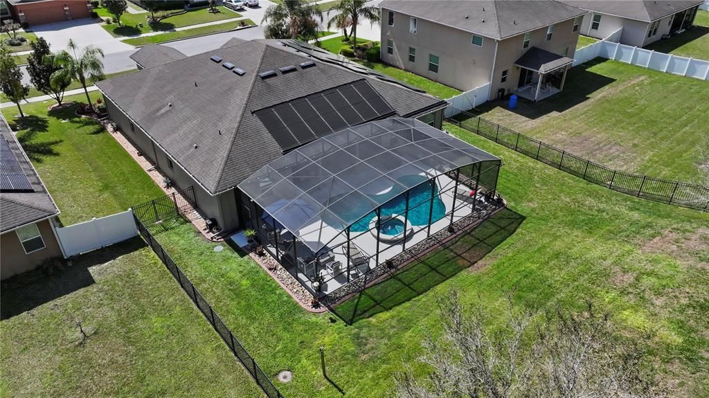 Activo con contrato: $675,000 (4 camas, 3 baños, 3051 Pies cuadrados)