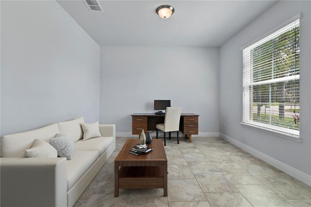 Activo con contrato: $675,000 (4 camas, 3 baños, 3051 Pies cuadrados)