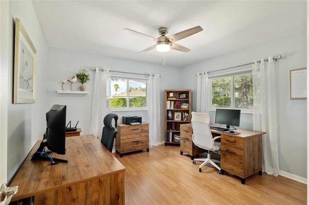 Activo con contrato: $348,000 (3 camas, 2 baños, 2025 Pies cuadrados)