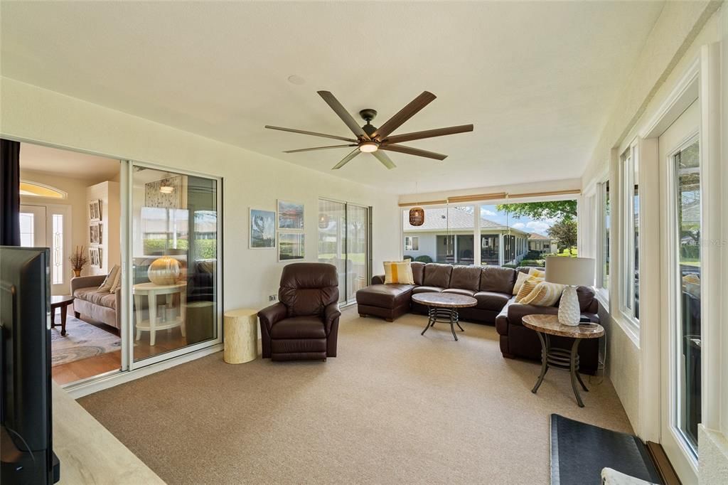 Activo con contrato: $348,000 (3 camas, 2 baños, 2025 Pies cuadrados)