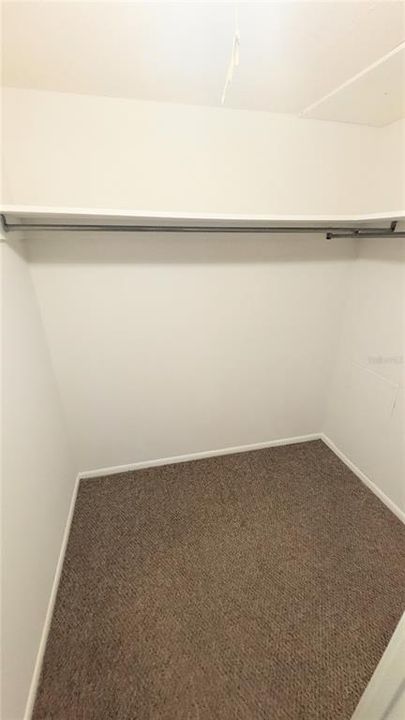 Activo con contrato: $3,300 (2 camas, 2 baños, 1435 Pies cuadrados)