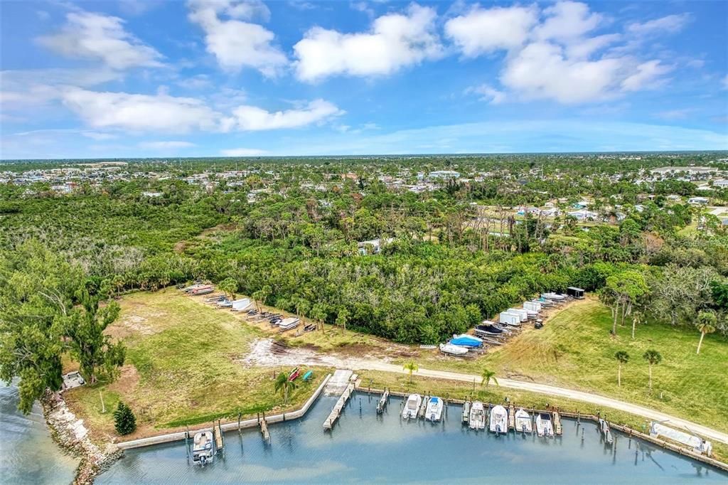 На продажу: $89,900 (0.08 acres)