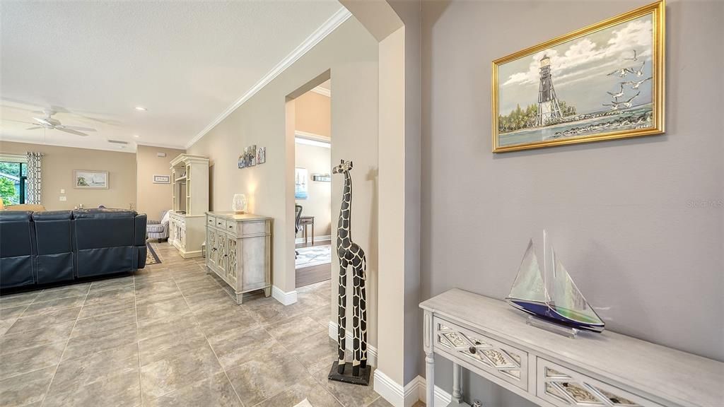 Activo con contrato: $489,900 (3 camas, 2 baños, 1804 Pies cuadrados)