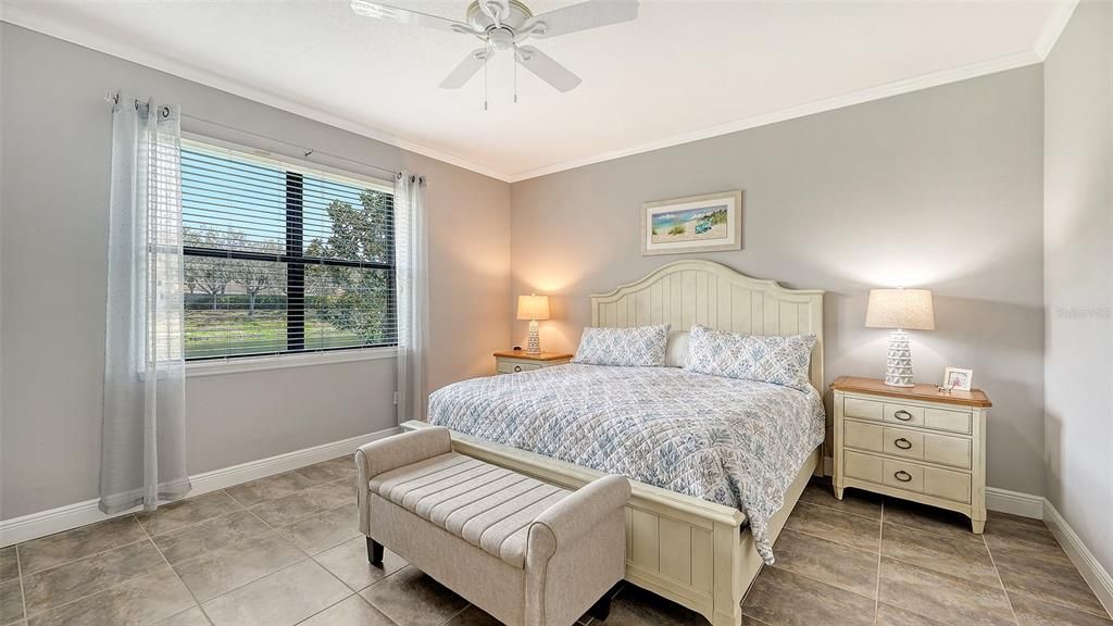 Activo con contrato: $489,900 (3 camas, 2 baños, 1804 Pies cuadrados)
