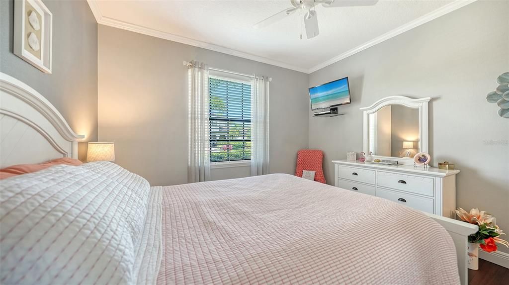 Activo con contrato: $489,900 (3 camas, 2 baños, 1804 Pies cuadrados)