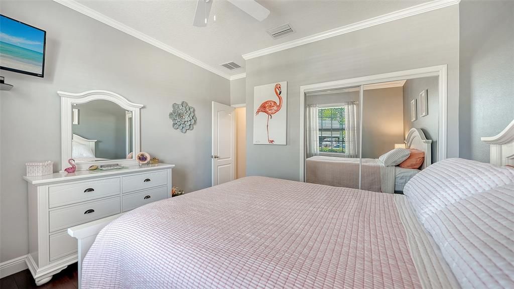 Activo con contrato: $489,900 (3 camas, 2 baños, 1804 Pies cuadrados)