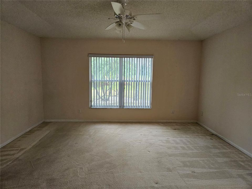 Active With Contract: $2,300 (3 beds, 2 baths, 1901 Square Feet)