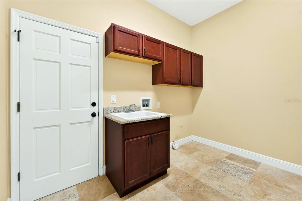Active With Contract: $799,000 (4 beds, 3 baths, 3706 Square Feet)
