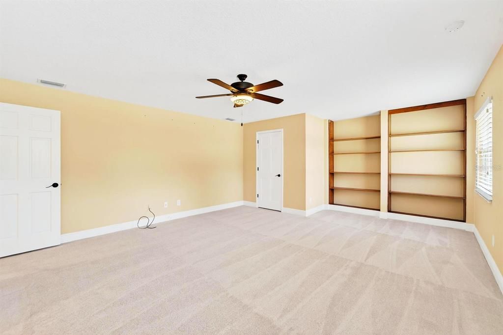 Active With Contract: $799,000 (4 beds, 3 baths, 3706 Square Feet)