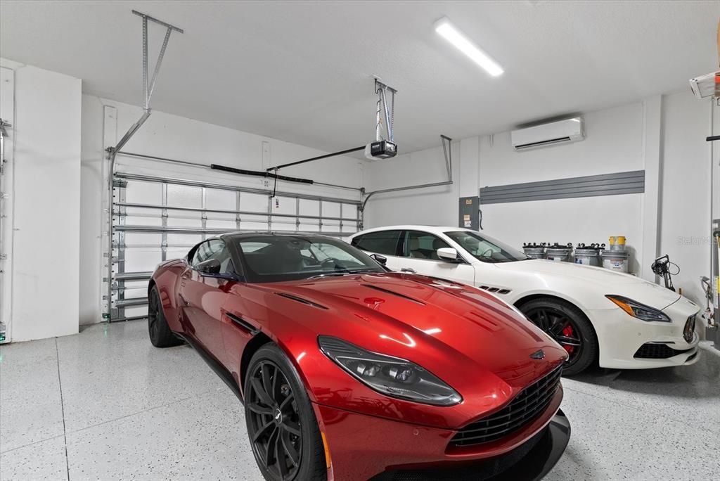Activo con contrato: $1,450,000 (3 camas, 3 baños, 2432 Pies cuadrados)