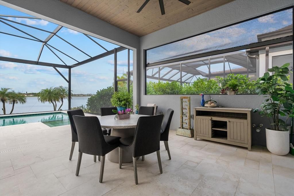 Activo con contrato: $1,450,000 (3 camas, 3 baños, 2432 Pies cuadrados)