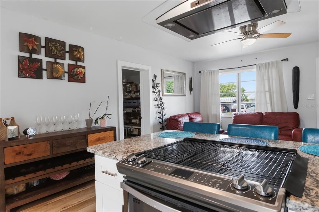 En Venta: $227,000 (3 camas, 1 baños, 720 Pies cuadrados)
