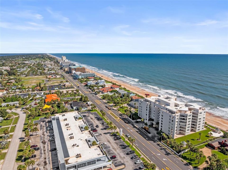 На продажу: $499,000 (2 спален, 2 ванн, 1590 Квадратных фут)