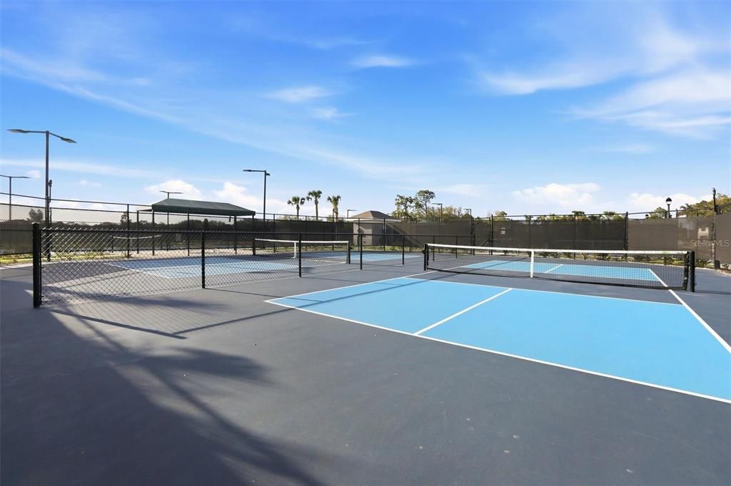 For Sale: $150,000 (2 beds, 2 baths, 1161 Square Feet)