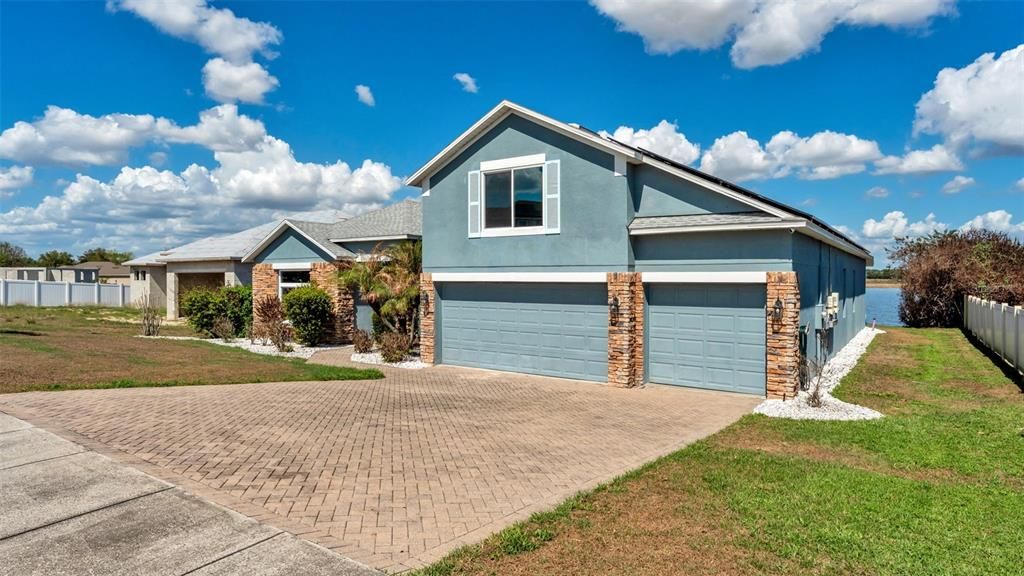 For Sale: $599,900 (5 beds, 4 baths, 3424 Square Feet)