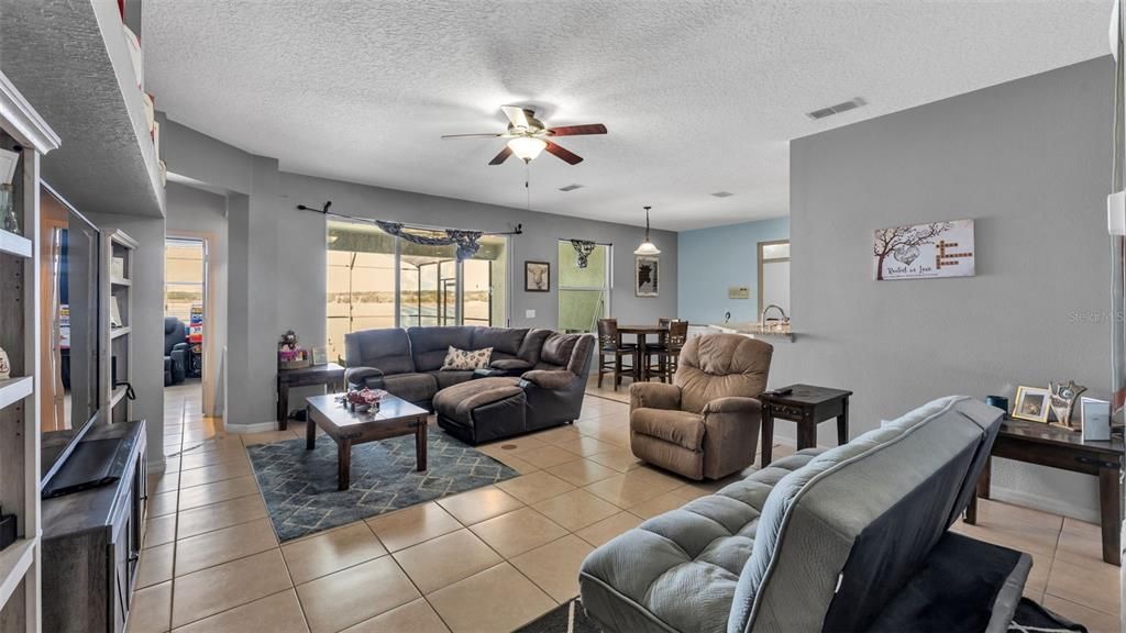 For Sale: $599,900 (5 beds, 4 baths, 3424 Square Feet)