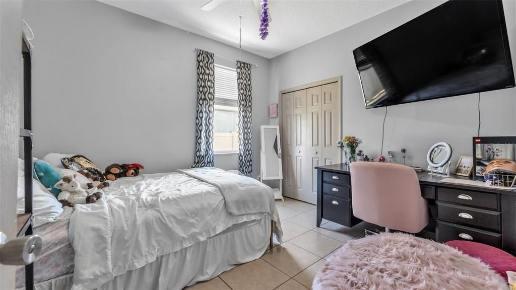 For Sale: $599,900 (5 beds, 4 baths, 3424 Square Feet)