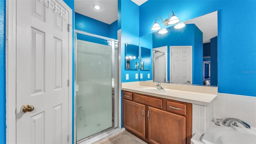 For Sale: $599,900 (5 beds, 4 baths, 3424 Square Feet)