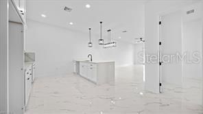 待售: $534,900 (0 贝兹, 0 浴室, 2498 平方英尺)