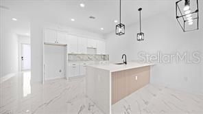 待售: $534,900 (0 贝兹, 0 浴室, 2498 平方英尺)