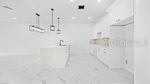 待售: $534,900 (0 贝兹, 0 浴室, 2498 平方英尺)