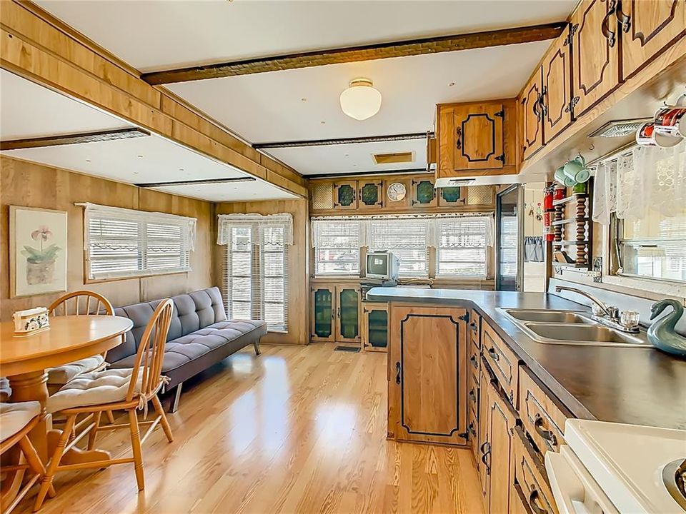En Venta: $64,900 (1 camas, 1 baños, 592 Pies cuadrados)
