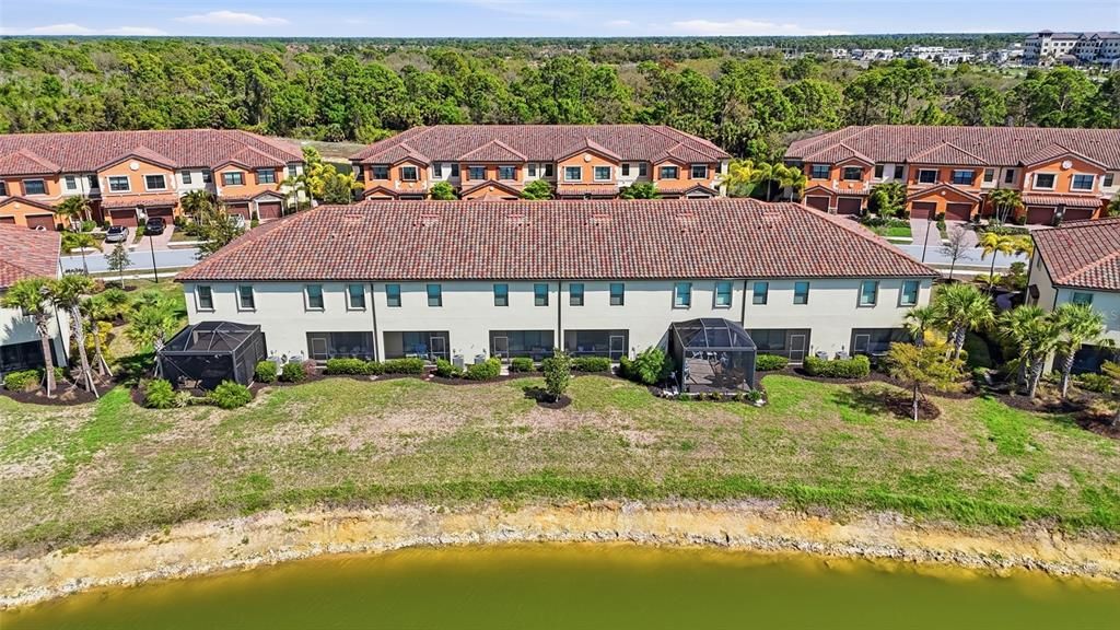 На продажу: $285,000 (3 спален, 3 ванн, 1949 Квадратных фут)